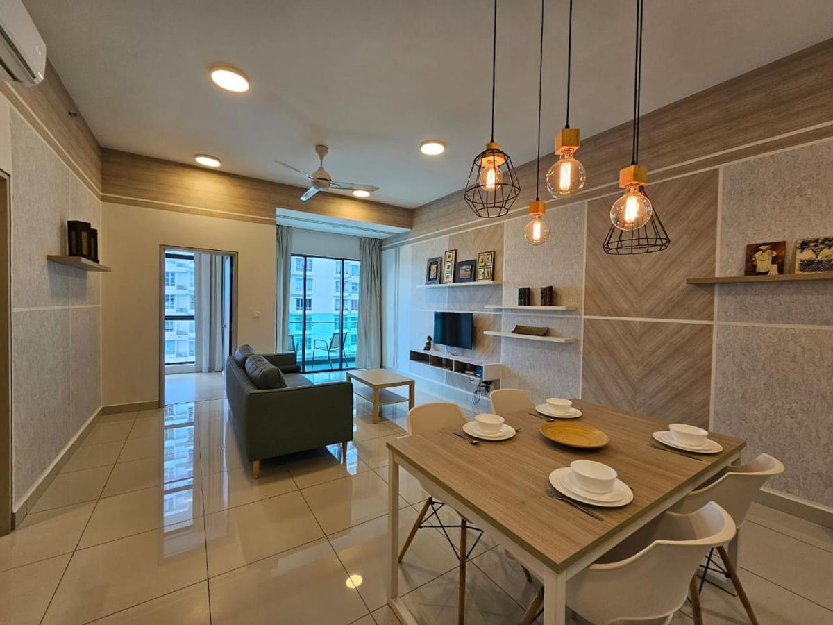 Modern @ Selayang 280 Apartment *